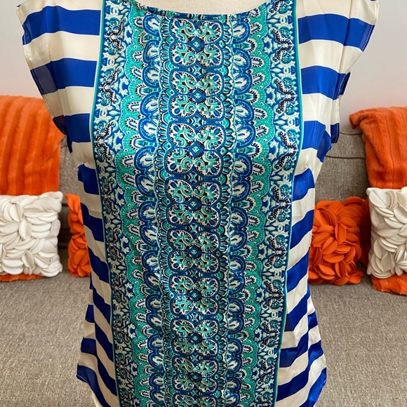 ❣️The Limited Mixed Print Blouse❣️ - Picture 2 of 6